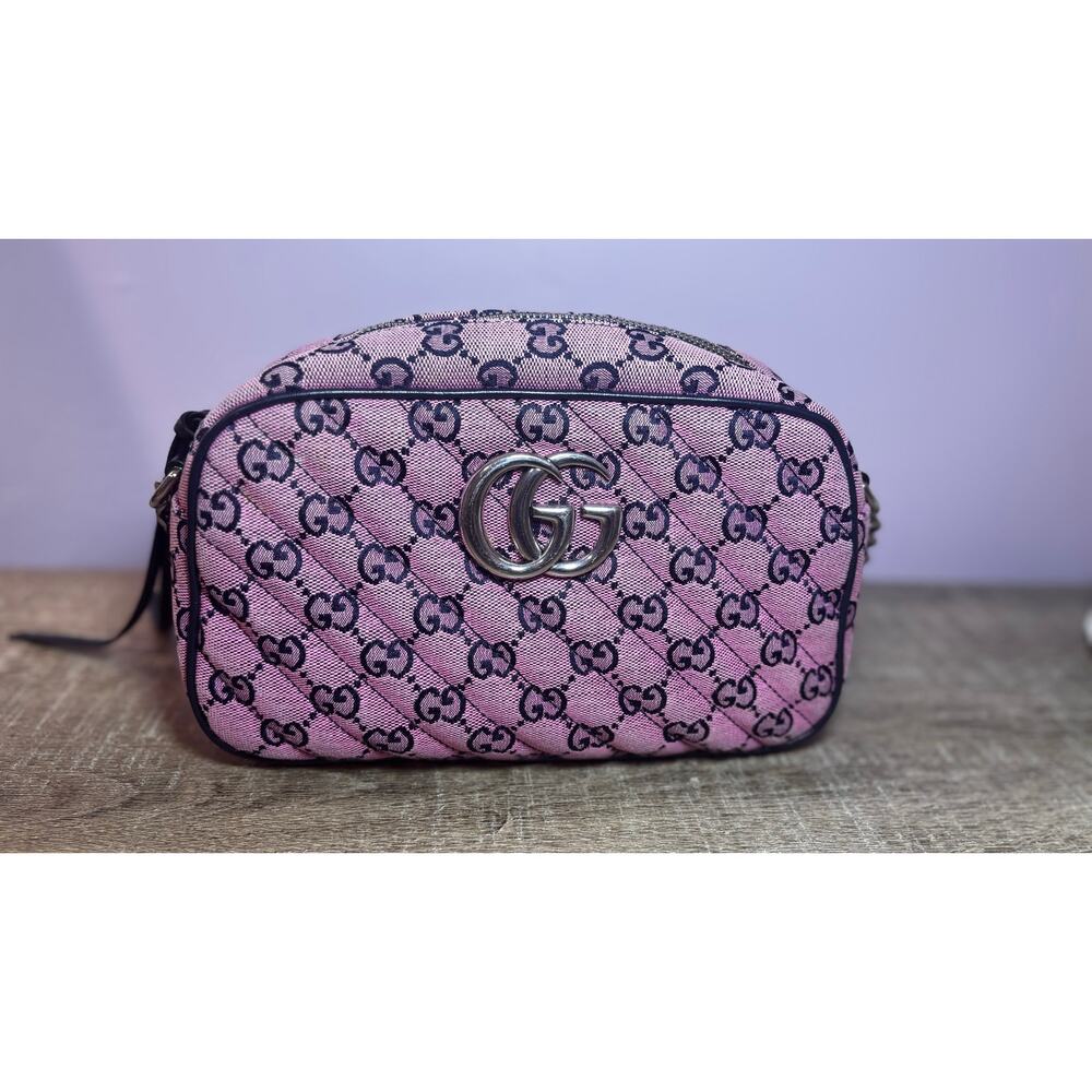🩷SOLD🩷 Gucci Marmont Pink Quilted Camera Bag - Picture 1 of 9